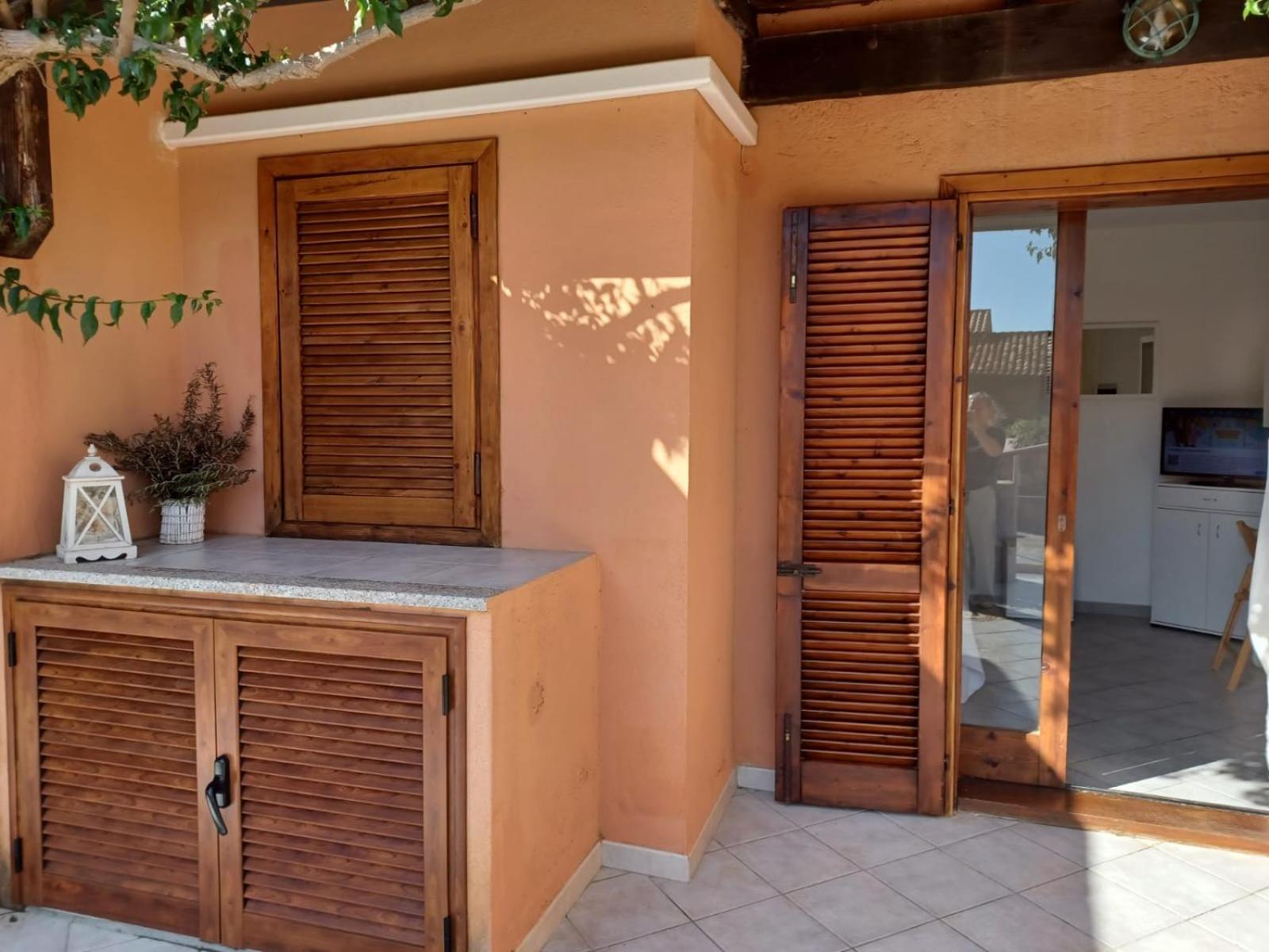 Casa Sibilla Bi-Locale Con Terrazza A 60 Metri Dal Mare Apartment Marinella  Exterior photo